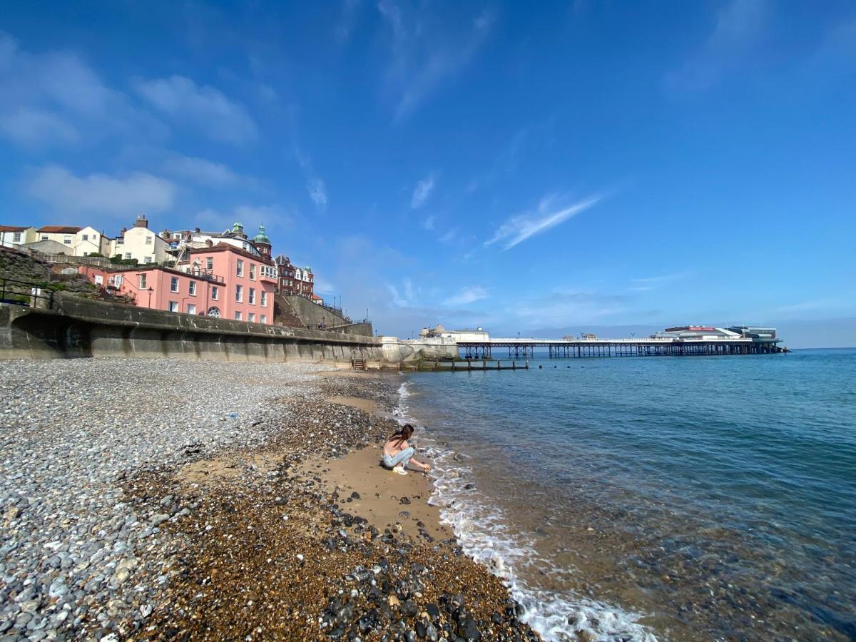The Beach House - Cromer Bagian luar foto