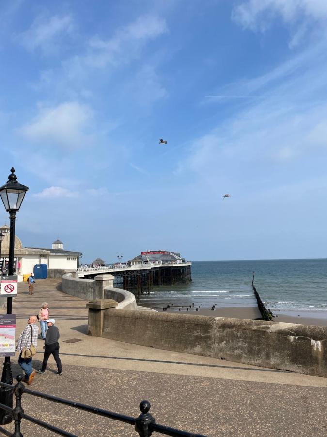 The Beach House - Cromer Bagian luar foto